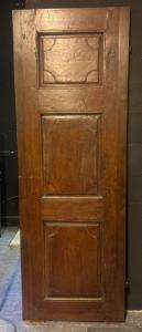 PTI756 - Puerta de nogal, esculpida, época del siglo XVIII, medidas cm L 70 x H 200