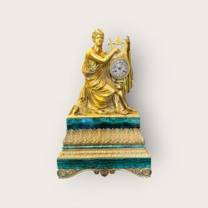 RELOJ DIOSA VERDE