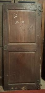 PTE152 - Antigua puerta simple con herrajes de mariposa, época del siglo XVIII, medidas cm L 85 x H 194