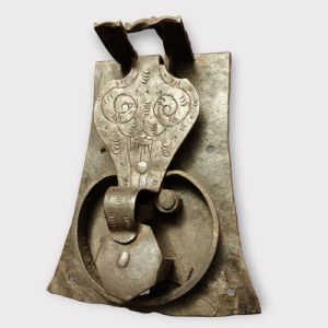 Cerradura de arca grabada de finales del siglo XVI