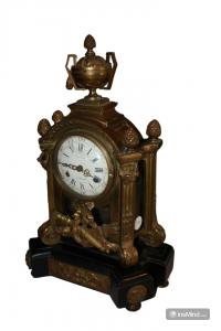 Reloj de Mesa Luis XV de mediados de 1800 en Bronce y Mármol
