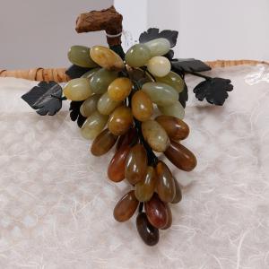 Grappolo d'uva chicchi in giada