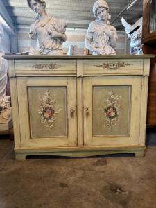 Credenza Laccata con decori floreali 140x55x102H