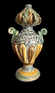 Fiasca in maiolica policroma. Manifattura di Ariano Irpino.
