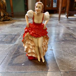 Statuina in ceramica Royal Dux