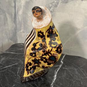 Figurita en traje - La Salamandra