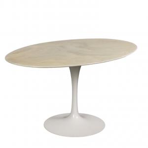 Mesa ovalada 'Tulip' de Eero Saarinen para Knoll, años 70-80
