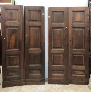 Par de puertas de nogal