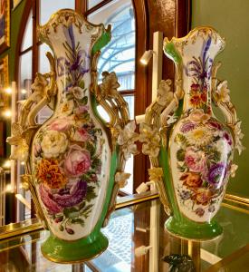 Coppia vasi in porcellana di Parigi, Napoleone III
